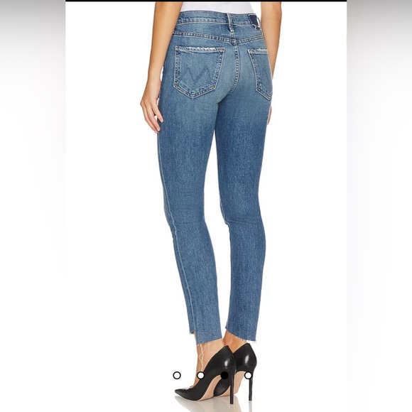 🆕MOTHER 👵The Mid Rise Dazzler Ankle Step Fray in Something To Remember Sz 28 - Picture 5 of 16